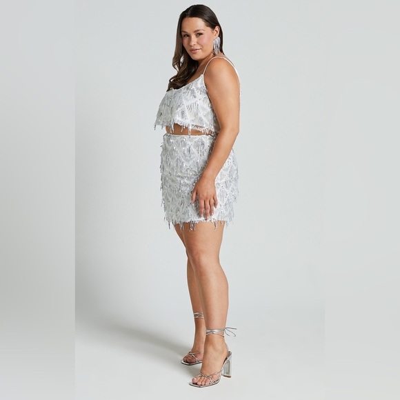 Showpo. Khrizza white silver sequin diamond mesh party/ costume mini skirt 14 - Picture 5 of 12